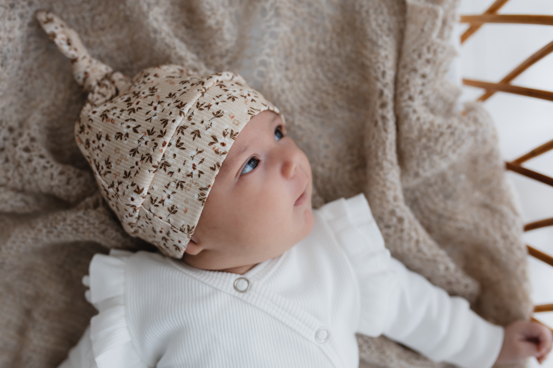 Hello Little You – mutsje newborn rib blossom