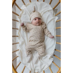 Hello little you - boxpakje ruffles rib klaverblad, cloverleaf, newborn mutsje baby meisje, slofjes merino wol off white